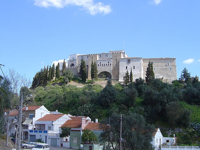 Castelo de Alcácer do Sal, Alcácer do Sal (Distrito de Setúbal), no Alentejo Litoral &copy; / Wikipedia