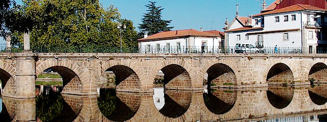 Ponte de Trajano em Chaves (Distrito de Vila Real), em Alto Douro Trás-os-Montes &copy; João Carvalho / CC