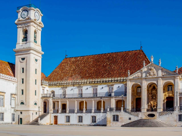 Faculdade de Direito, Universidade de Coimbra &copy;  / CM de Coimbra, ilustração