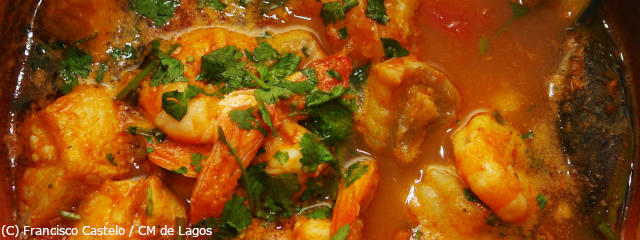 Ensopado de peixe, Cozinha de Lagos, Distrito de Faro, Algarve &copy; Francisco Castelo / CM de Lagos, ilustração