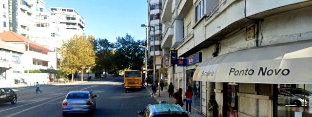 Início da Avenida do Brasil em Alvalade, Freguesia de Alvalade, Lisboa &copy; Google Earth Pro