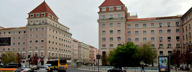 Praça Sá Carneiro, Freguesia de Areeiro, Lisboa &copy; Google Earth Pro