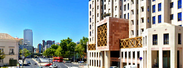 Avenida João XXI, Freguesia das Avenidas Novas, Lisboa &copy; Google Earth Pro