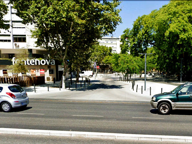 Rua Prof. José Sebastião e Silva, Fonte Nova, Freguesia de Benfica, Lisboa &copy; Google Earth Pro