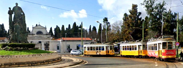 Rua Saraiva de Carvalho, Freguesia do Campo de Ourique, Lisboa &copy; Google Earth Pro