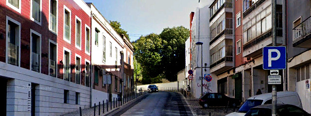Rua de Campolide, Freguesia de Campolide, Lisboa &copy; Google Earth Pro