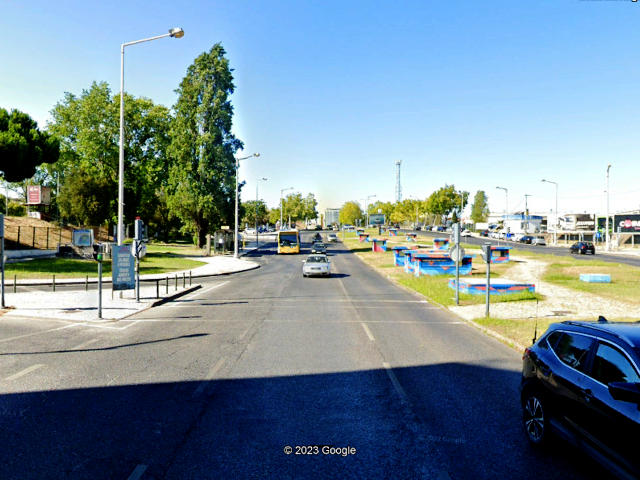 Avenida Dr Augusto de Castro, Chelas, Freguesia de Marvila, Lisboa &copy; Google Earth Pro