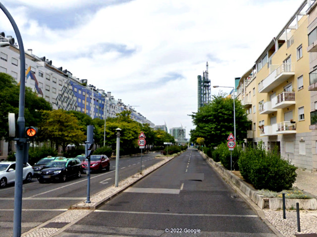 Parque das Nações, considered the best place in Lisbon to live &copy; Google Earth Pro