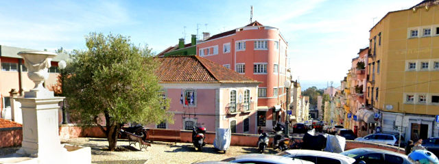 Largo da Penha de França, Freguesia de Penha de França, Lisboa &copy; Google Earth Pro