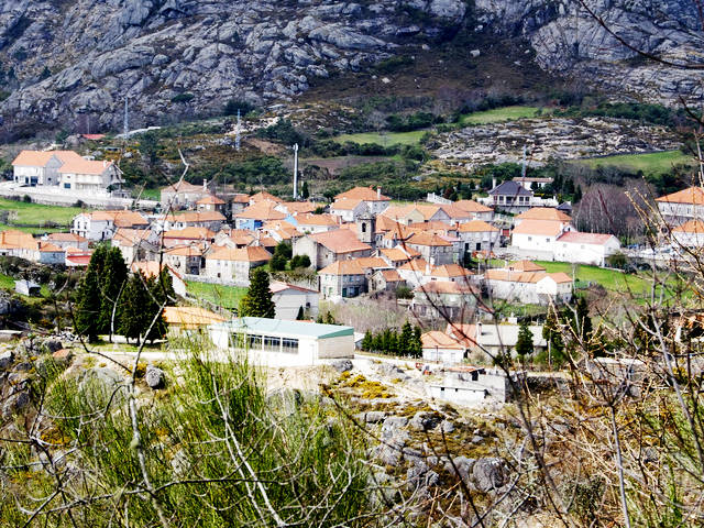 Vista da Freguesia de Castro Laboreiro e Lamas de Mouro em Melgaço, distrito de Viana do Castelo, Alto Minho &copy; CM de Melgaço, ilustração
