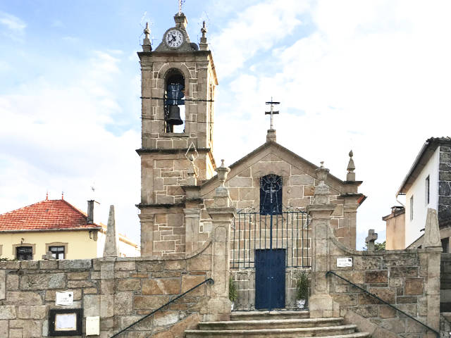 Igreja na UF de Prado e Remoães em Melgaço, Viana do Castelo, Alto Minho &copy; CM de Melgaço, ilustração