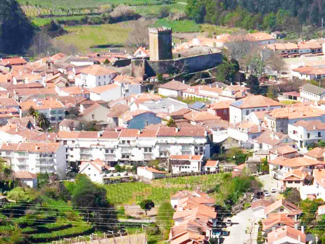 Vista da UF de Vila e Roussas (centro) em Melgaço, distrito de Viana do Castelo, Alto Minho &copy; CM de Melgaço, ilustração