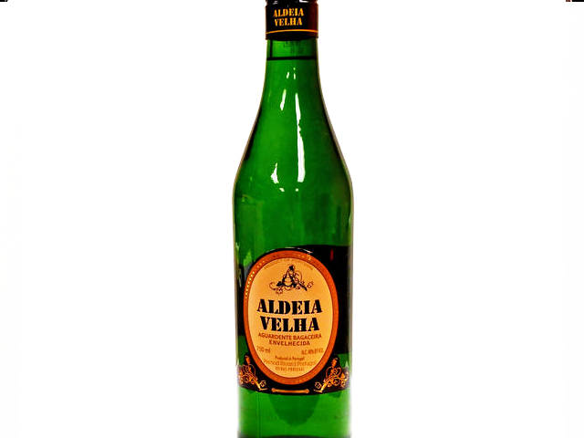 Bagaceira tradicional da região dos Vinhos Verdes &copy; Internet, ilustração