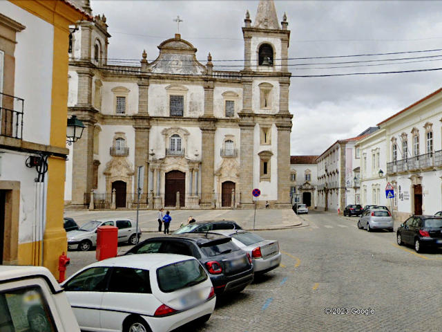 Praça do Município e Sé, Centro de Portalegre, Alto Alentejo &copy; Google Earth Pro