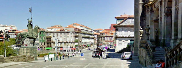 Vista del Terreiro da Sé en Oporto, Centro Histórico, Porto &copy; Google Earth Pro
