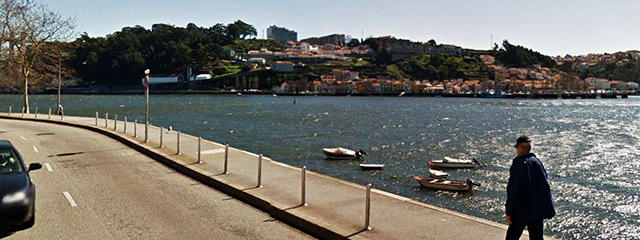 Cammina sulle rive del fiume Douro, Porto &copy; Google Earth Pro
