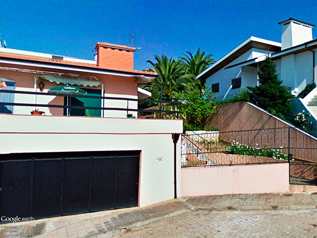 Residential street in Trofa, Porto district. &copy; GEP